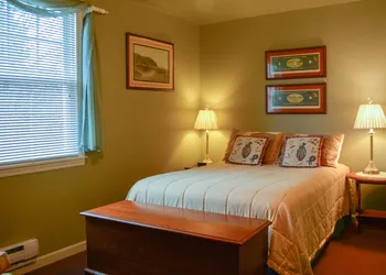 Oakmont Inn hotel thumbnail 4
