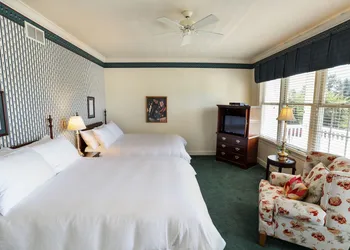 Oakmont Inn hotel thumbnail 7