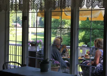Hickory Bridge Farm Restaurant hotel thumbnail 2