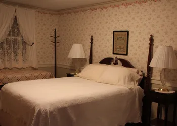 Hickory Bridge Farm Restaurant hotel thumbnail 4