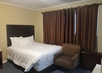 Fiesta City Motel hotel thumbnail 5