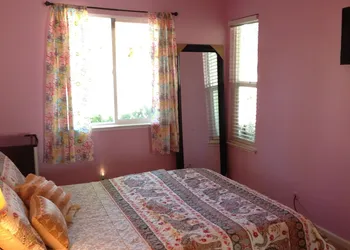 Bed and Breakfast hotel thumbnail 2