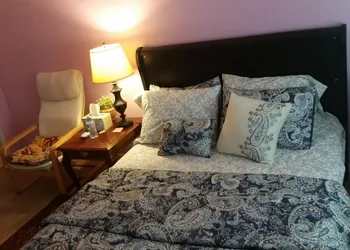 Bed and Breakfast hotel thumbnail 6