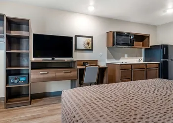 WoodSpring Suites Brunswick hotel thumbnail 7