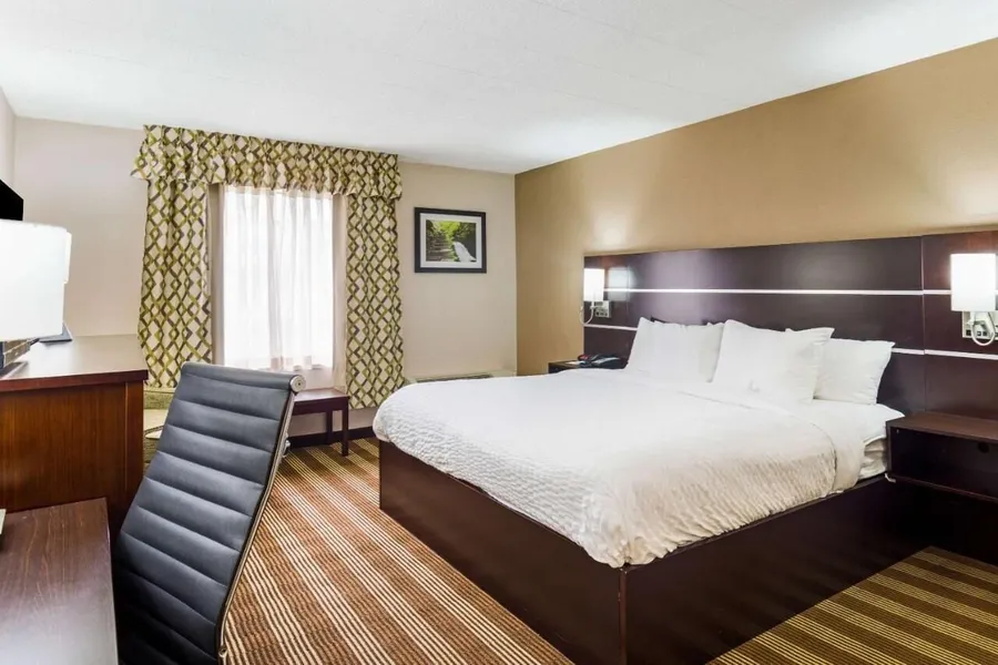 Pocono Inn & Banquet hotel detail image 6