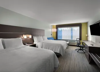 Holiday Inn Express Lake Park by IHG hotel thumbnail 4