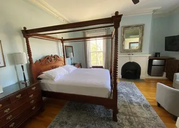 Blomidon Inn hotel thumbnail 2