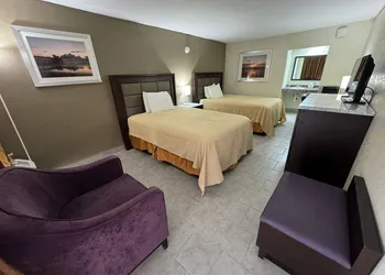 River Palm Hotel hotel thumbnail 3