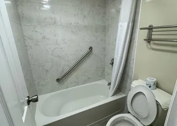 River Palm Hotel hotel thumbnail 6