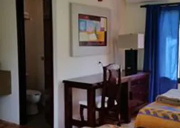 Los Susurros Casa hotel thumbnail 3