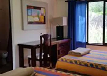 Los Susurros Casa hotel thumbnail 4
