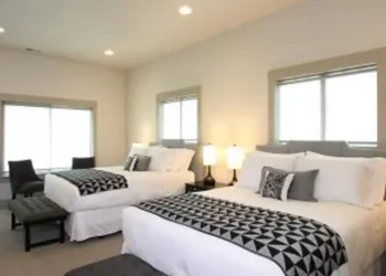 Vineyard View Inn hotel thumbnail 5