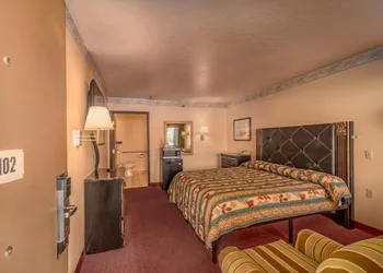 Albuquerque Inn hotel thumbnail 8