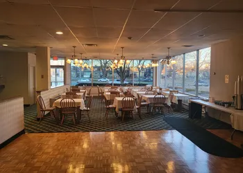Roosevelt Inn hotel thumbnail 2