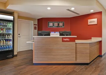 TownePlace Suites by Marriott El Paso East/I-10 hotel thumbnail 2