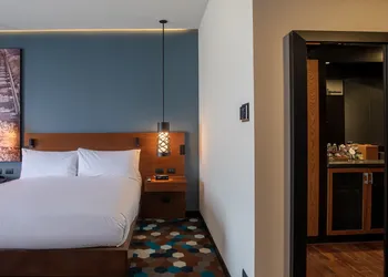 DoubleTree by Hilton Celaya hotel thumbnail 8