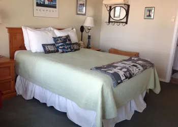Tyee Lodge Oceanfront B&B hotel thumbnail 7