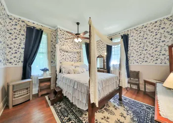 The Lancaster Manor B&B hotel thumbnail 8