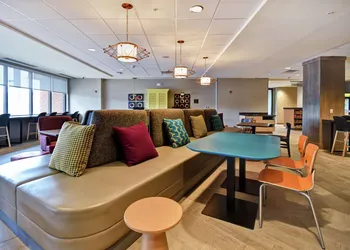 Home2 Suites by Hilton Amherst Buffalo hotel thumbnail 3