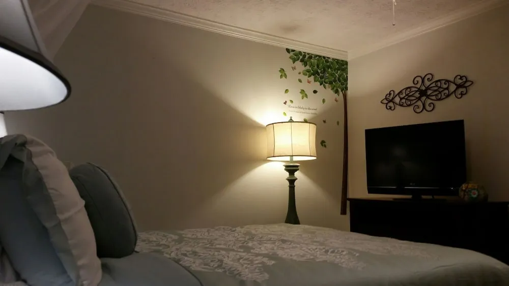 Stockbridge Lakes Bed & Breakfast hotel detail image 6