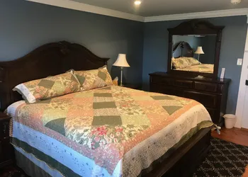 Stottsville Inn hotel thumbnail 8