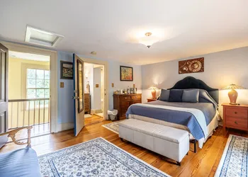 Bliss Point Farm and B&B hotel thumbnail 4