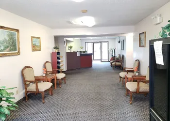 Tower Inn hotel thumbnail 2
