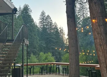 Sierra Inn on the River hotel thumbnail 6