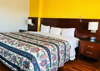 Cambridge Inn hotel thumbnail 8