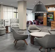 Courtyard by Marriott Portland East hotel detail image 4