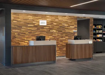 Courtyard by Marriott Portland East hotel thumbnail 5