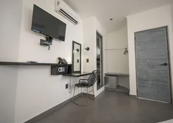 Aruma Suites hotel thumbnail 8