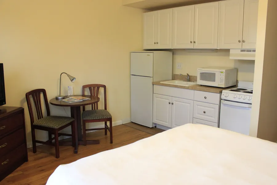 Washington Plaza Apartments hotel detail image 6