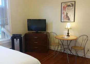 Washington Plaza Apartments hotel thumbnail 7