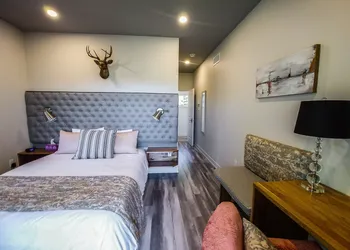 Le Bellevue Modern Lodge hotel thumbnail 5