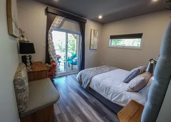 Le Bellevue Modern Lodge hotel thumbnail 6