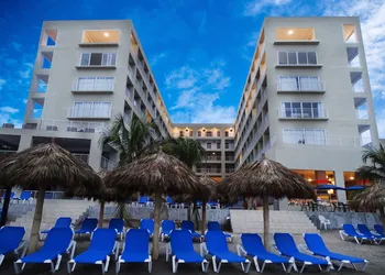 Decameron La Marina Guayabitos, Ramada All Inclusive Resort hotel thumbnail 2
