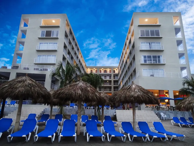 Decameron La Marina Guayabitos, Ramada All Inclusive Resort hotel detail image 2