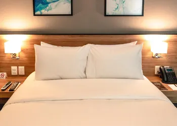 B'S Suites hotel thumbnail 7