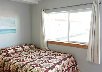 Caribou Gem hotel thumbnail 2
