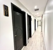 Toronto Rooms and Suites hotel detail image 3