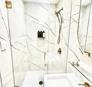 Toronto Rooms and Suites hotel detail image 7