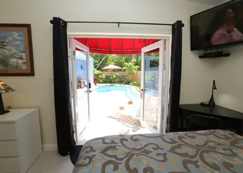 Fantasy Island Inn – Caters to Men hotel thumbnail 3