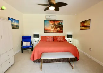 Fantasy Island Inn – Caters to Men hotel thumbnail 4