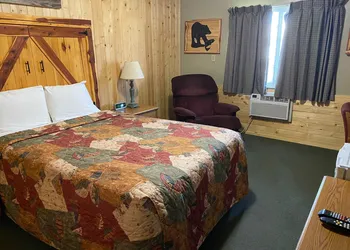 Celebrity Inn hotel thumbnail 2