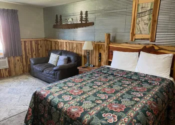 Celebrity Inn hotel thumbnail 7
