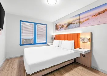 Buttercup Suites hotel thumbnail 2