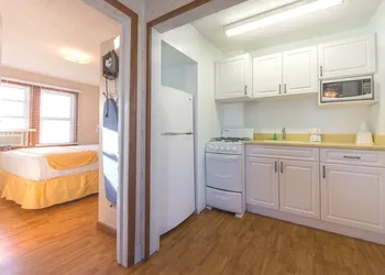 Buttercup Suites hotel thumbnail 8