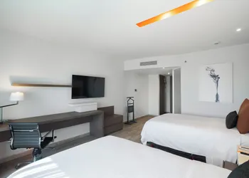 Real Inn Perinorte hotel thumbnail 5