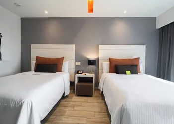Real Inn Perinorte hotel thumbnail 6